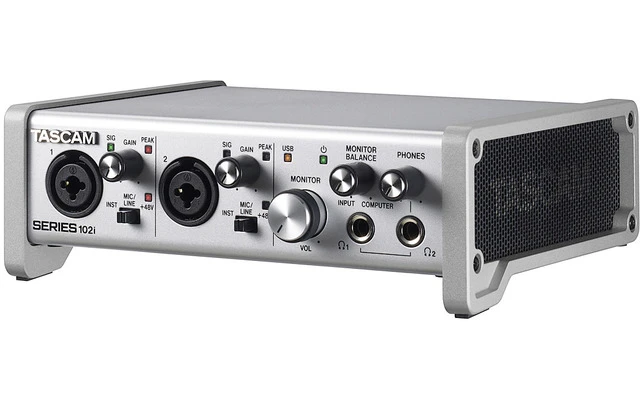 Tascam Series 102i