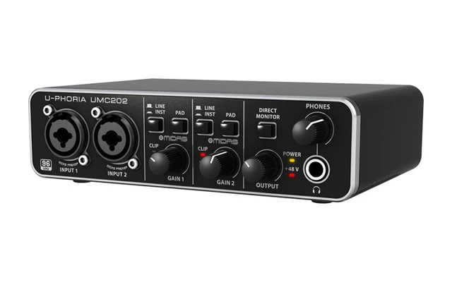 Behringer UMC202HD