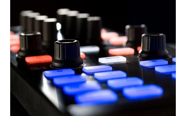 Native Instruments Kontrol X1