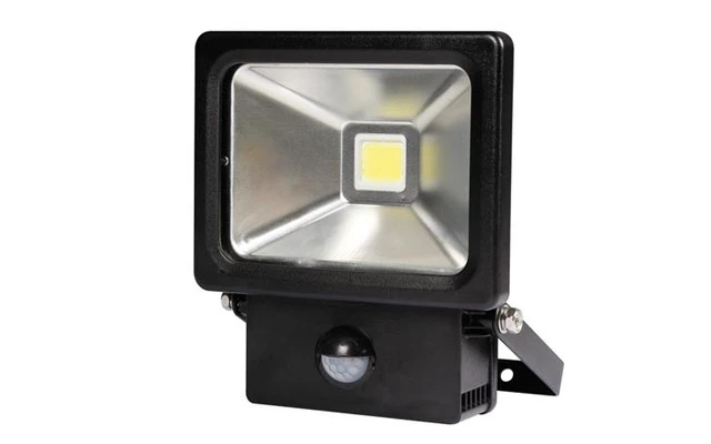 PROYECTOR LED PARA EXTERIOR CON SENSOR PIR - 20 W - COLOR BLANCO NEUTRO