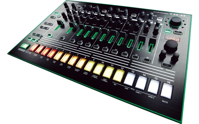 Roland AIRA TR-8