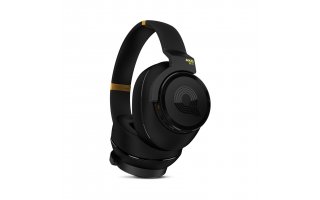 AKG N90Q