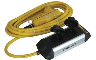 Stanley - Base múltiple - 2 tomas - con tapas e interruptor diferencial