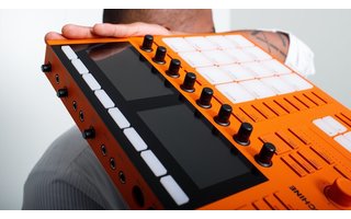 Imagenes de Maschine MK3 Flame Orange