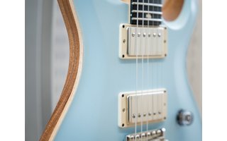 PRS Guitars CE24 SATIN LTD POWDER BLUE