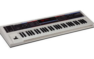 Imagenes de Roland Juno-DI Blanco