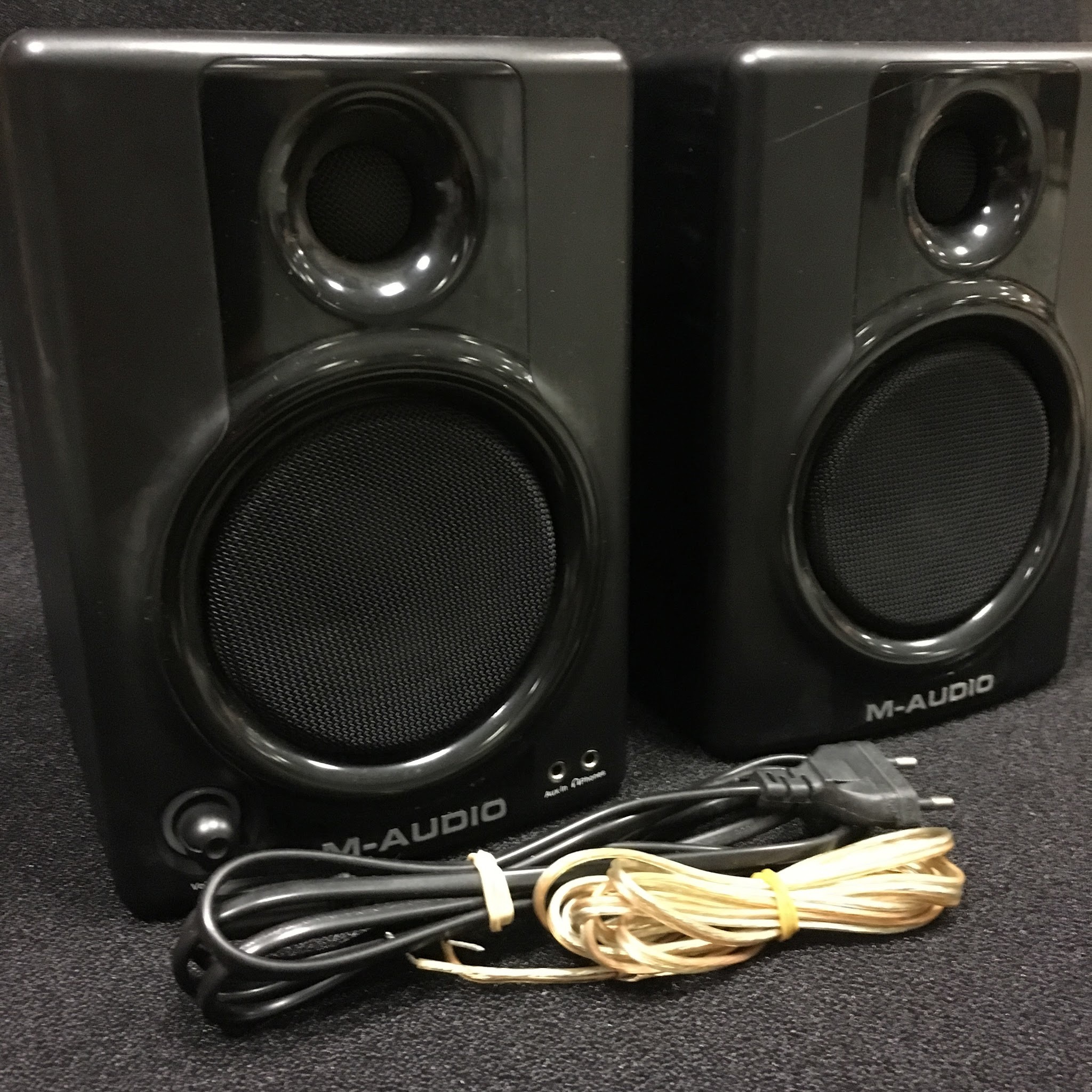 MAudio Studiophile AV40 II Stock B DJMania