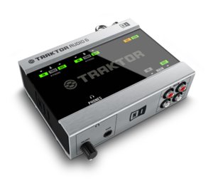 Traktor Audio 6 DJ | DJMania