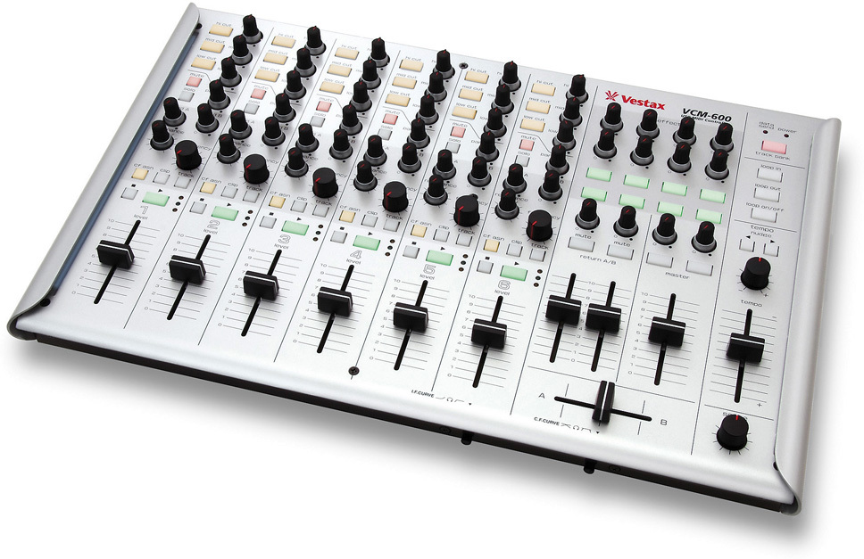 Vestax VCM 600 | DJMania