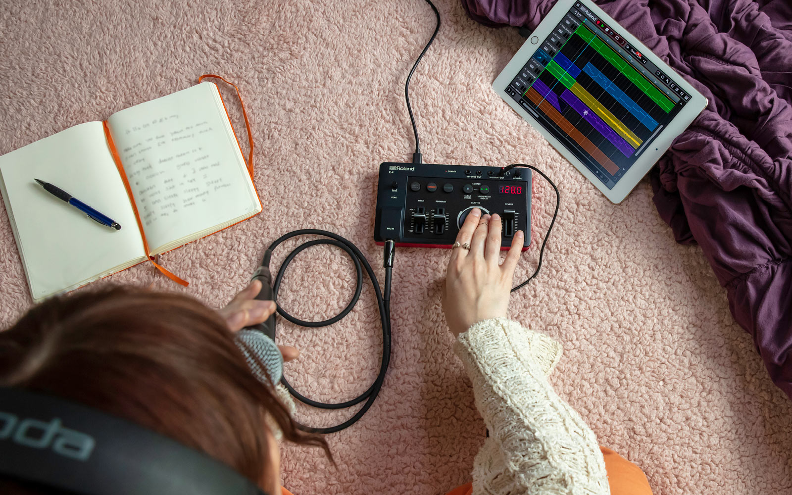 Aira Compact | E-4 VOICE TWEAKER