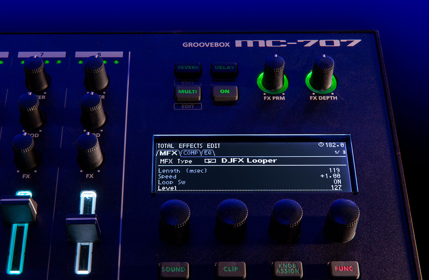 MC 707 Studio FX