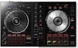 Una de nuestras <b>controladoras DJ más vendidas</b> debido a su calidad-precio, es la <b>Pioneer DDJ-SB</b>. Con su renovación a <b>DDJ-RB</b>, se incorporan nuevas funciones, descúbrelas.