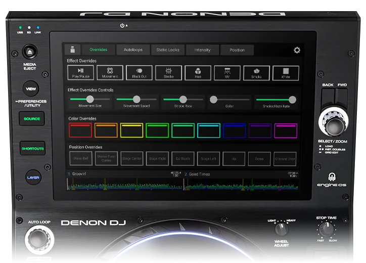 Pantalla de Engine Lighting en un Denon DJ con overrides de efecto, color y posici&oacute;n