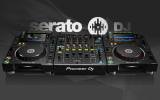 Por fin la cabina de <b>Pioneer DJ</b> formada por los <b>CDJ-2000NXS2</b> y la <b>DJM-900NXS2</b> es compatible con <b>Serato DJ</b>.