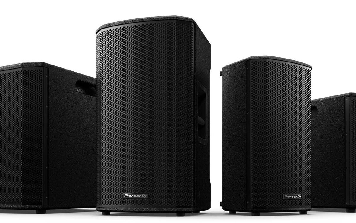 Subwoofers Pioneer DJ XPRS2 de 15 y 18 pulgadas: qué cambia entre las versiones S y ST